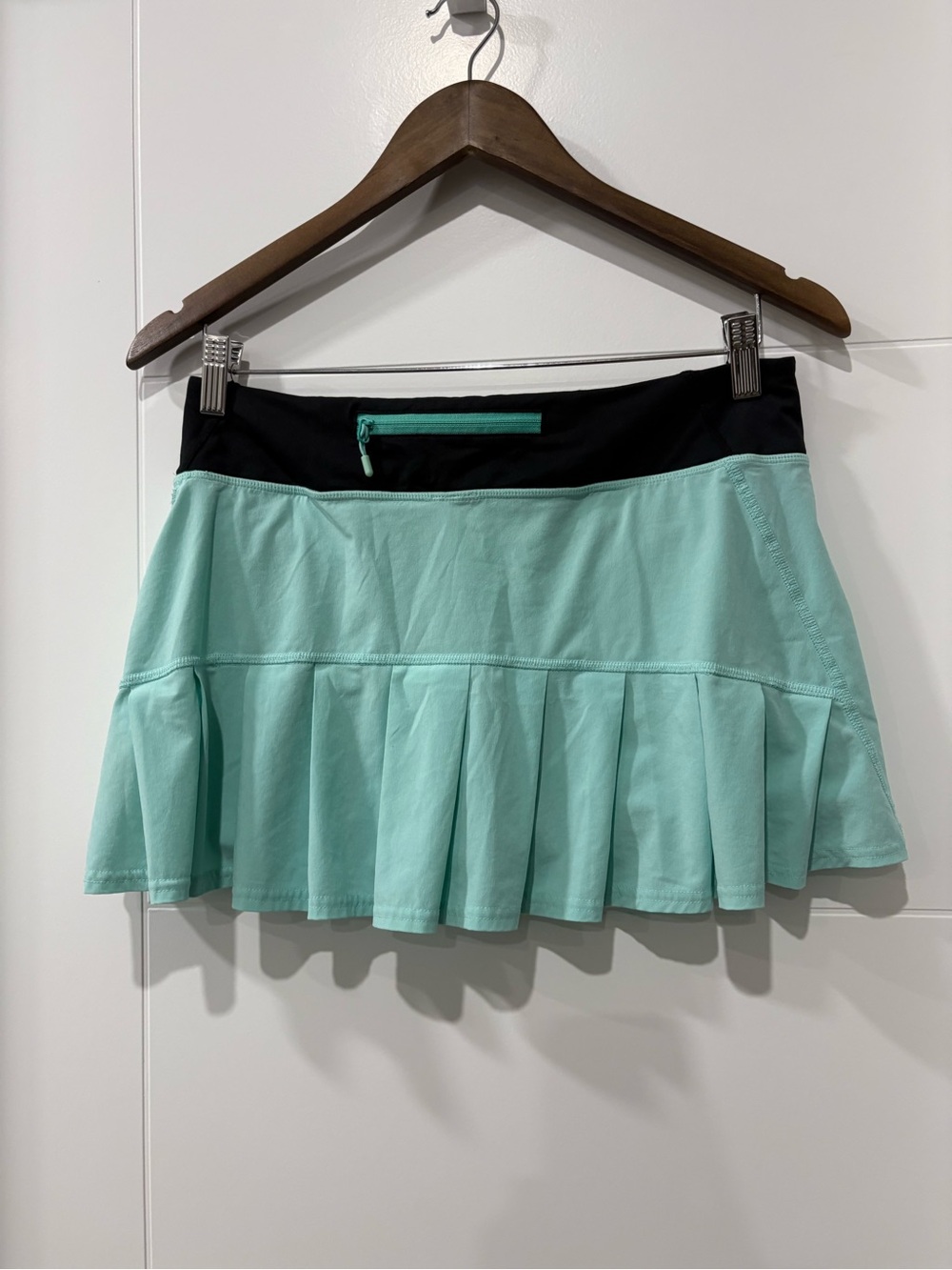 lululemon athletica Mint Green and Black Tennis Skirt with Zip Pocket